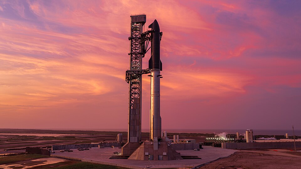SpaceX / Starshield